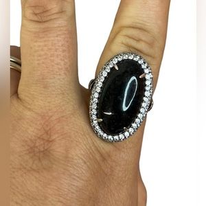 Vintage Black Onyx oval shaped ring.